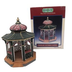 VTG 1996 LEMAX Village Collection Porcelain Victorian Gazebo Box No light Cord